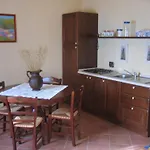Casolare Con Piscina 4 Appartamento *